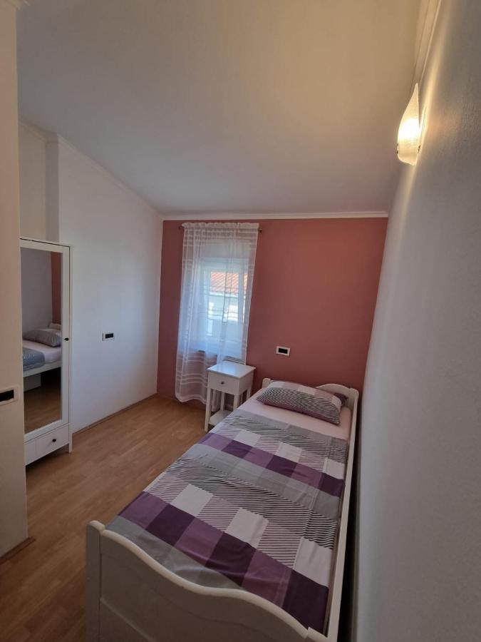 Apartments Jann Крк Экстерьер фото